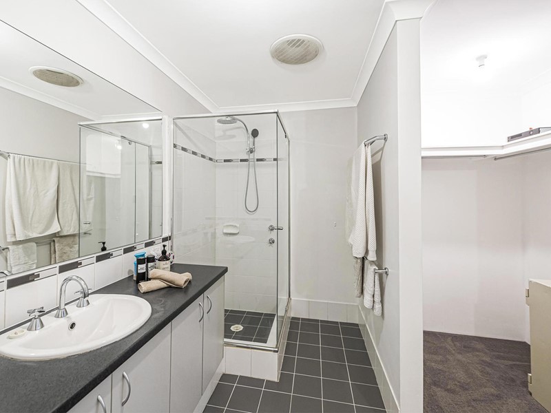 Property for sale in Ellenbrook : Passmore Real Estate