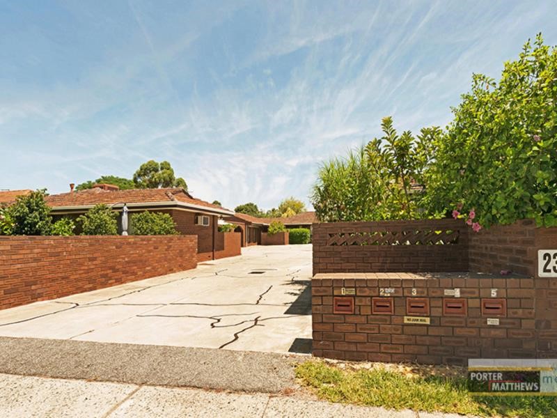 Property for sale in Belmont : Porter Matthews Metro Real Estate