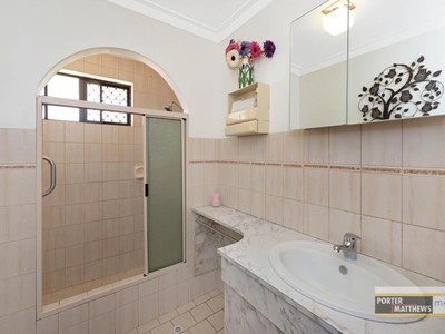 Property for sale in Belmont : Porter Matthews Metro Real Estate