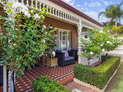 Property for sale in East Fremantle
