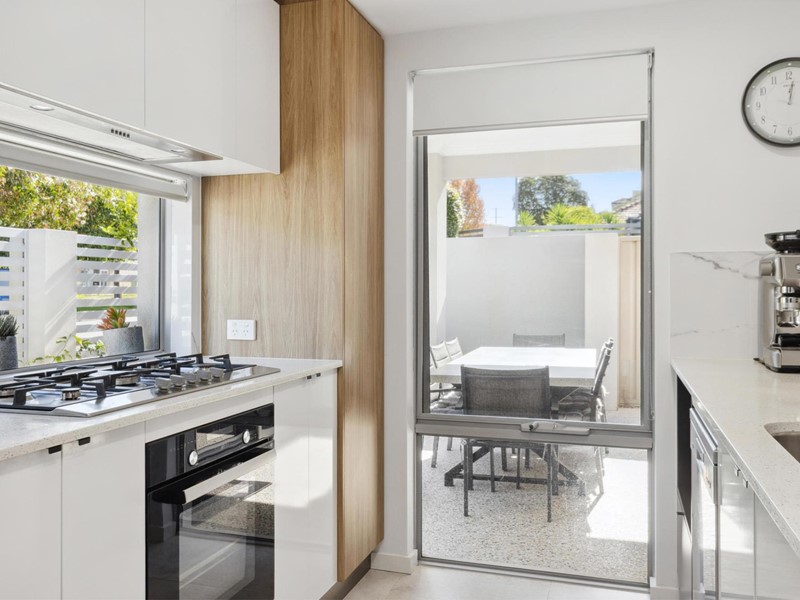 Property for sale in Morley : Passmore Real Estate