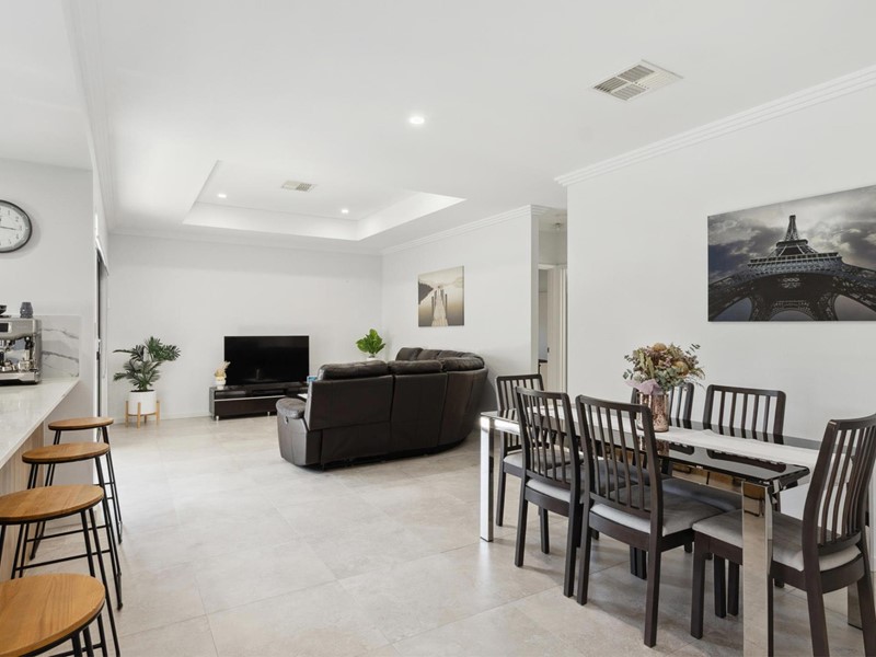 Property for sale in Morley : Passmore Real Estate