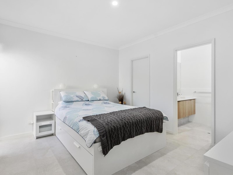 Property for sale in Morley : Passmore Real Estate