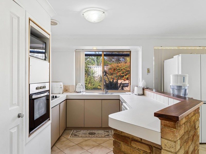 Property for sale in Marangaroo : Passmore Real Estate