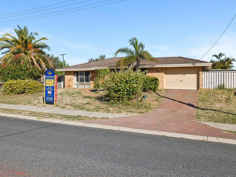 Property for sale in Marangaroo : Passmore Real Estate