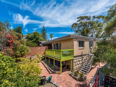 Property for sale in Wembley Downs : West Coast Real Estate