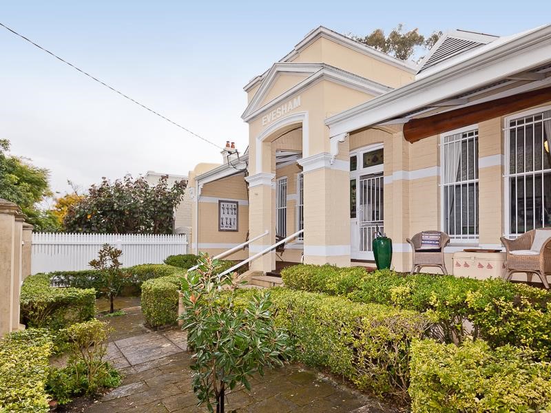 Property for sale in Swanbourne, 52 Shenton Road, Jamie Harrington