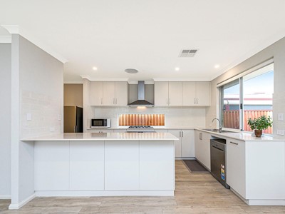 Property for sale in Morley : Dempsey Real Estate