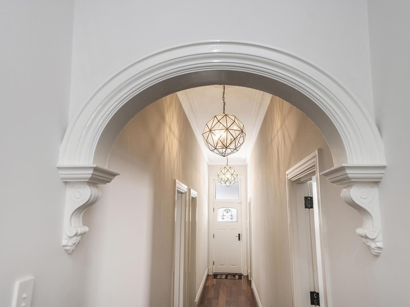 Property for sale in Highgate : Passmore Real Estate