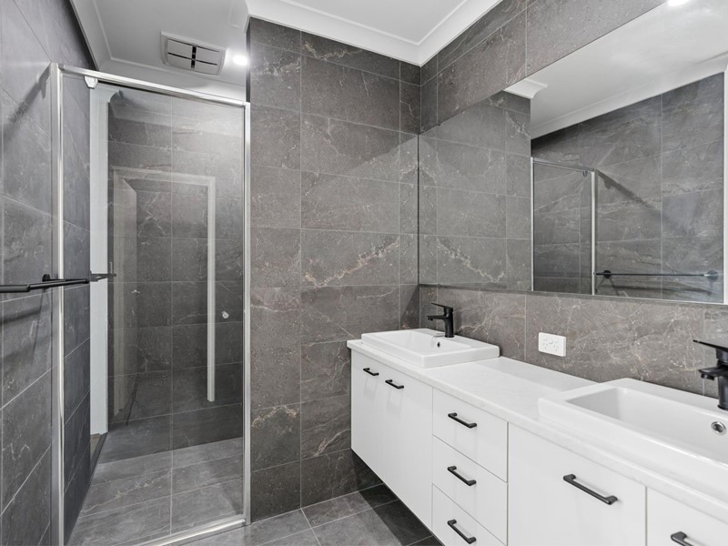 Property for rent in Hamilton Hill : Jacky Ladbrook Real Estate