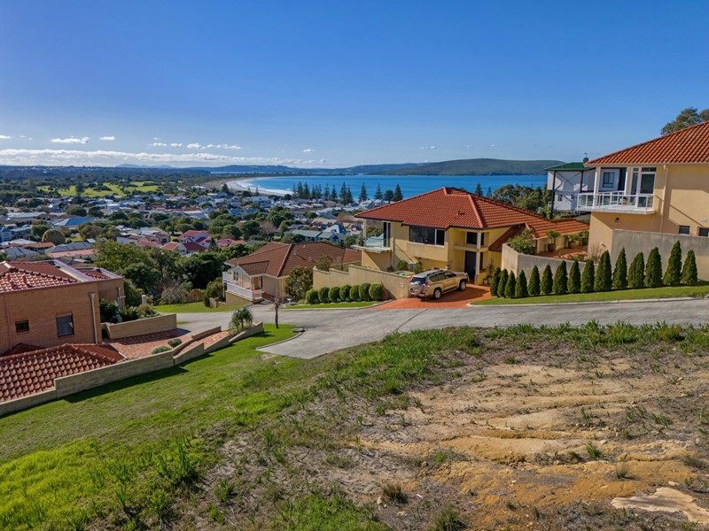 Property For Sale in Middleton Beach