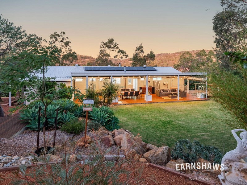 Property for sale in Swan View