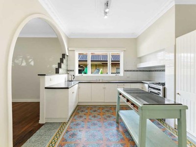 Property for rent in 
                                Hamilton Hill : West Coast Real Estate