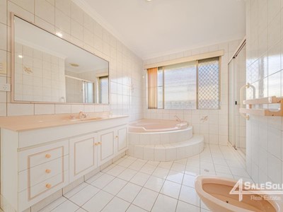 Property for sale in Stirling : 4SaleSold Real Estate