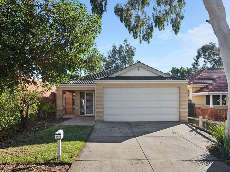 Property for sale in Bicton : Jacky Ladbrook Real Estate