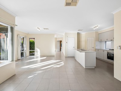 Property for sale in Bicton : Jacky Ladbrook Real Estate