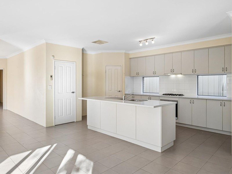 Property for sale in Bicton : Jacky Ladbrook Real Estate