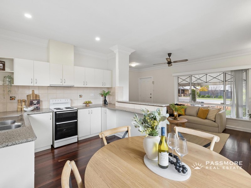 Property for sale in Morley : Passmore Real Estate