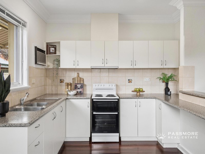 Property for sale in Morley : Passmore Real Estate