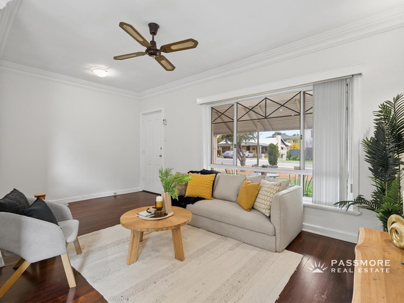 Property for sale in Morley : Passmore Real Estate