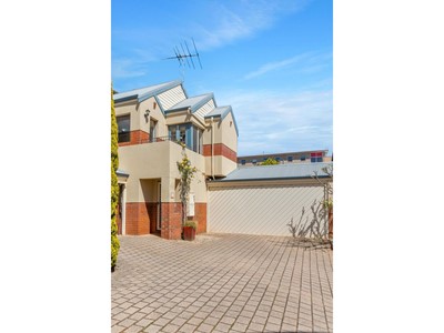Property for sale in Fremantle : Jacky Ladbrook Real Estate