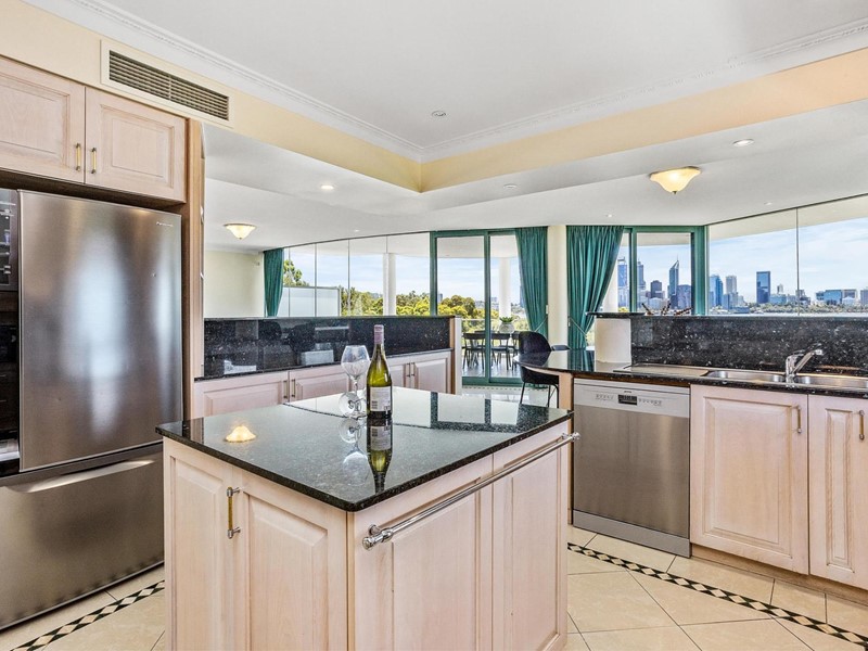 Property for sale in South Perth : Dempsey Real Estate