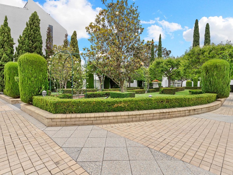 Property for sale in South Perth : Dempsey Real Estate