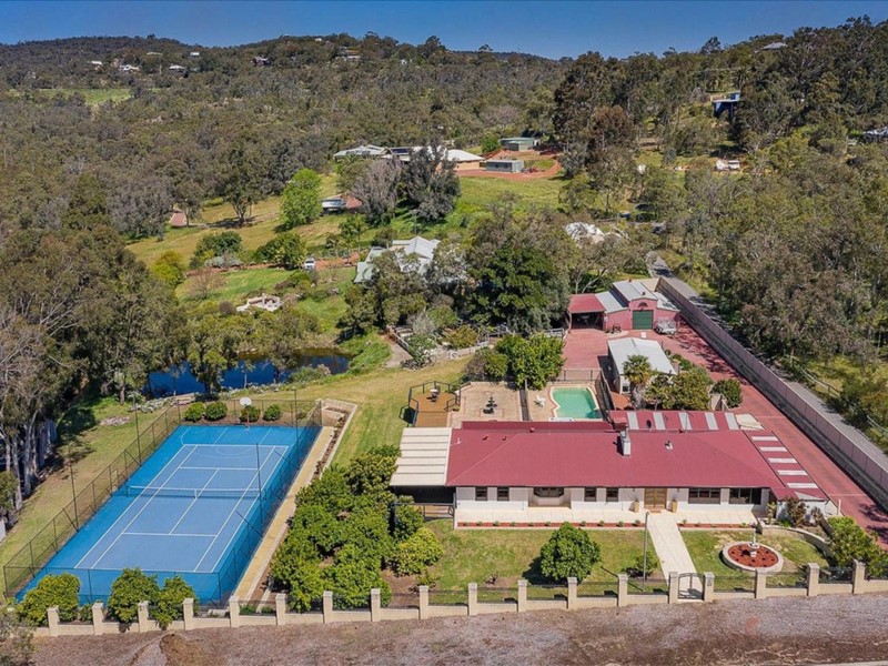 Property for sale in Swan View