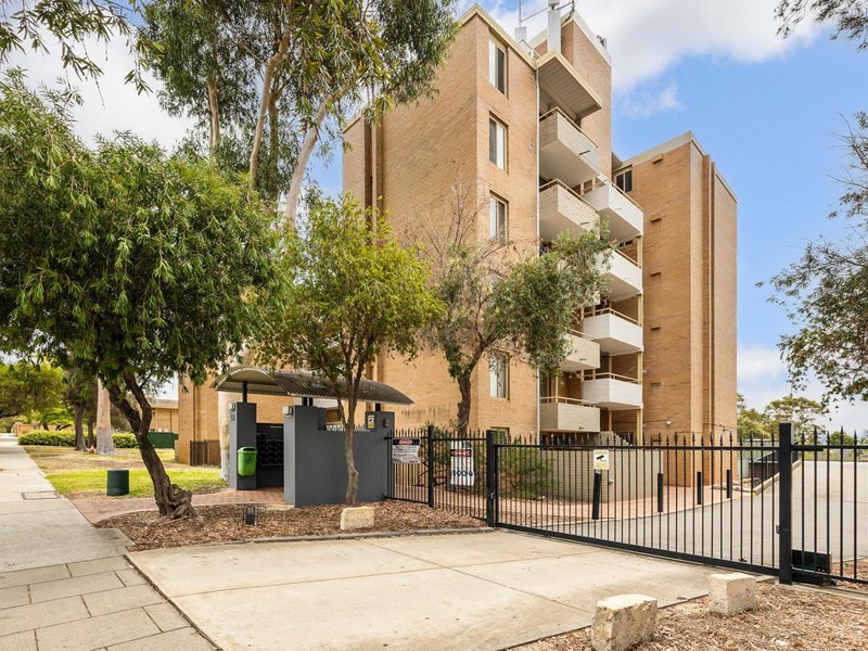 Property For Lease in Victoria Park