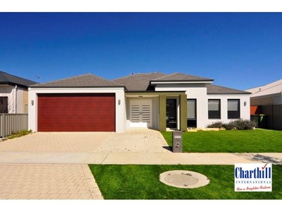 Properties CURRENT in Piara Waters