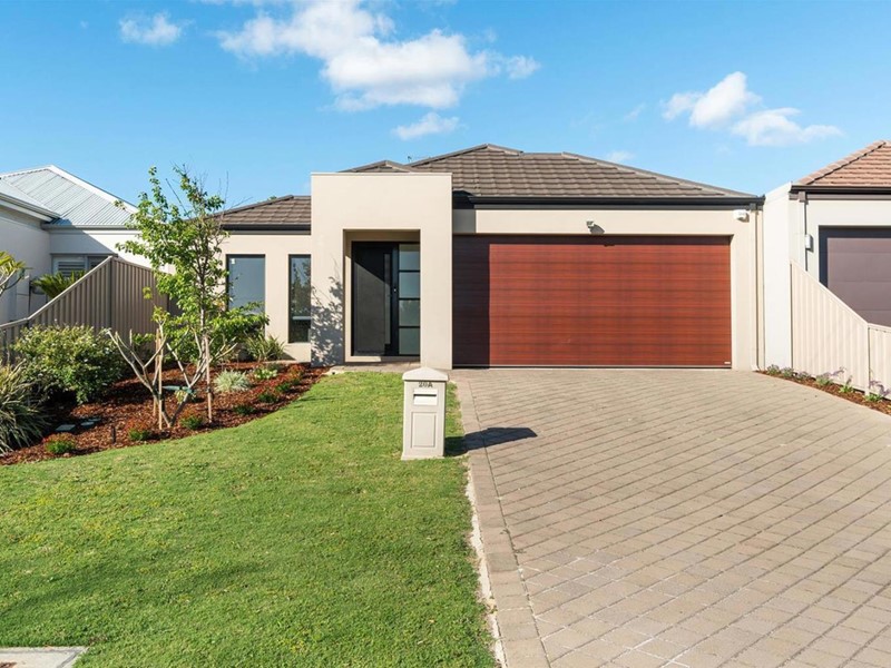 Property for sale in Morley : Passmore Real Estate