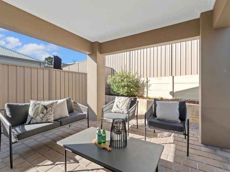 Property for sale in Morley : Passmore Real Estate