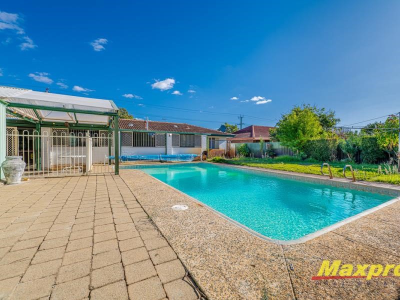Property for sale in Lynwood