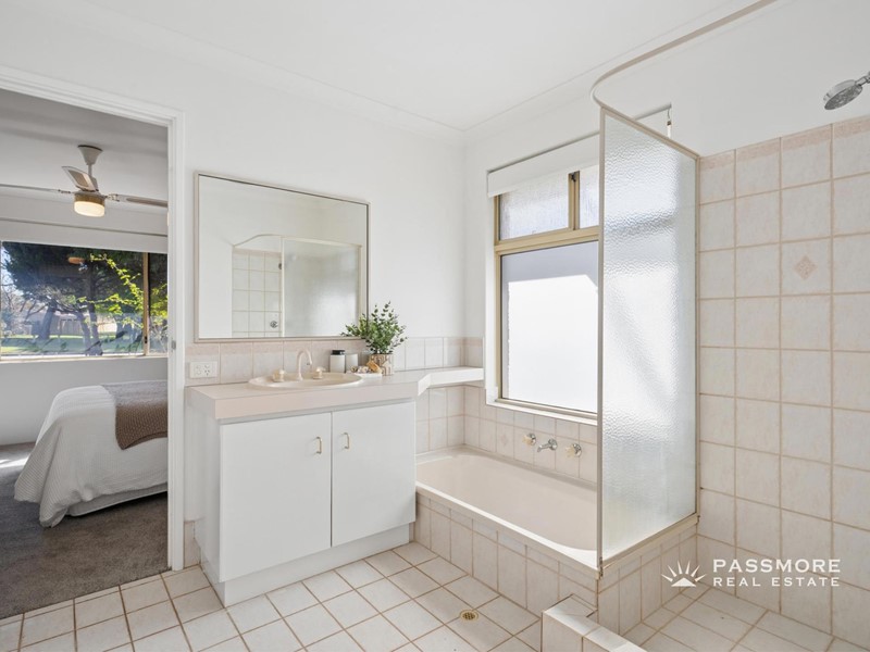 Property for sale in Cooloongup : Passmore Real Estate