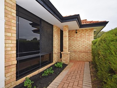 Property for sale in Caversham