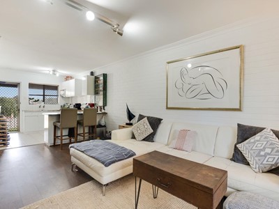 Property for sale in Wembley Downs : West Coast Real Estate