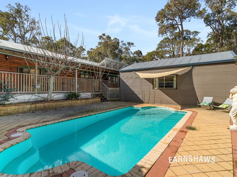 Property for sale in Mundaring