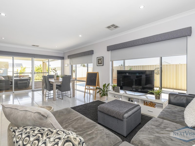 Property for sale in Lake Coogee