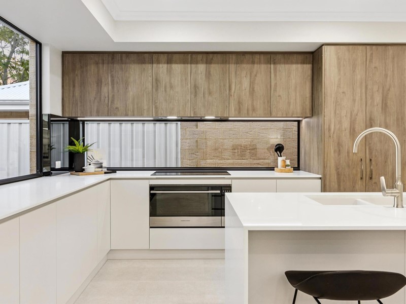 Property for sale in Morley : Passmore Real Estate