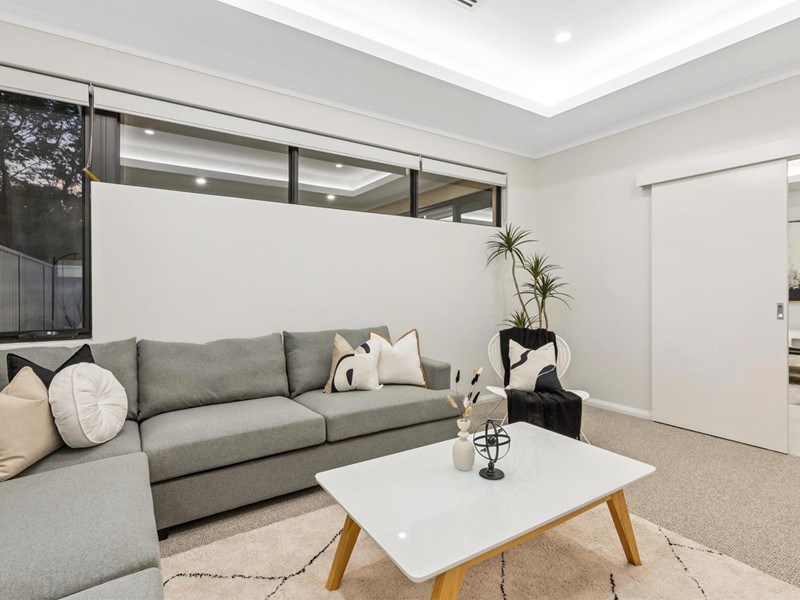 Property for sale in Morley : Passmore Real Estate