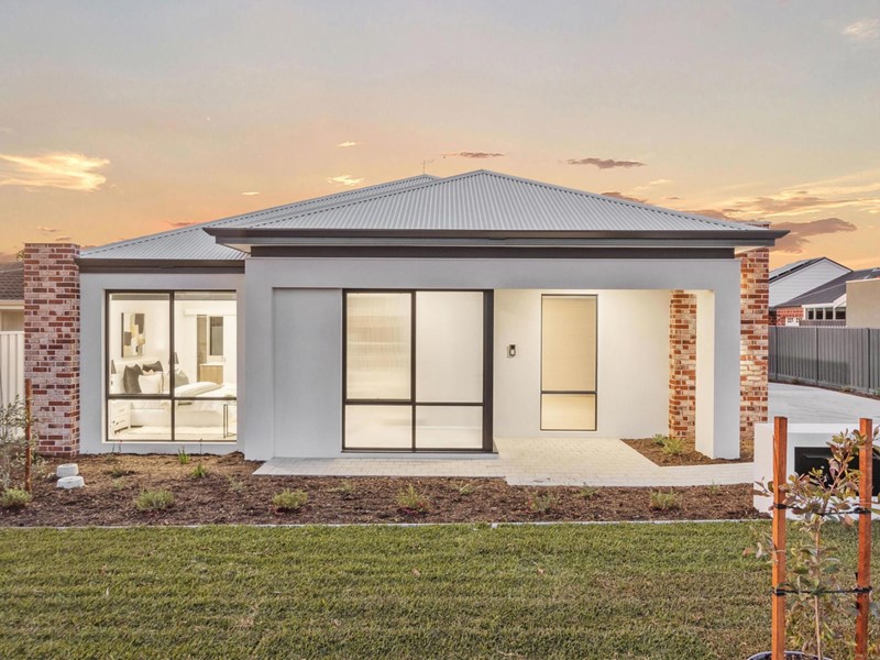 Property for sale in Morley : Passmore Real Estate