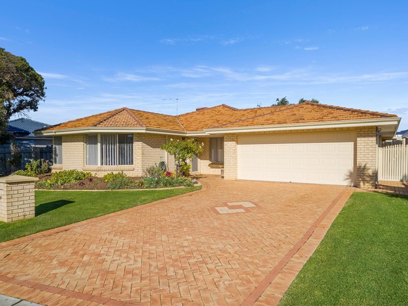 Property for sale in Mindarie : Dempsey Real Estate