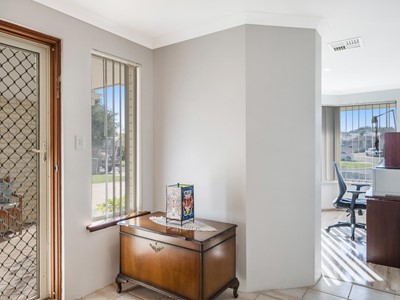 Property for sale in Mindarie : Dempsey Real Estate
