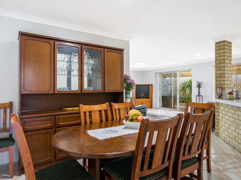 Property for sale in Mindarie : Dempsey Real Estate