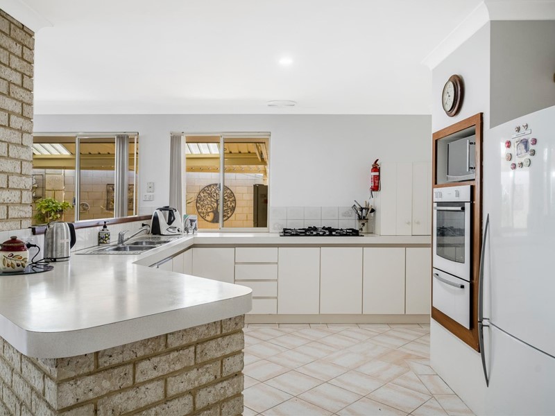 Property for sale in Mindarie : Dempsey Real Estate