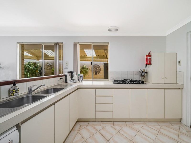 Property for sale in Mindarie : Dempsey Real Estate