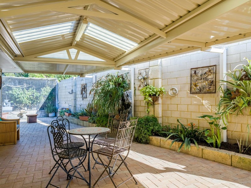 Property for sale in Mindarie : Dempsey Real Estate