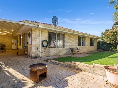 Property for sale in Mindarie : Dempsey Real Estate