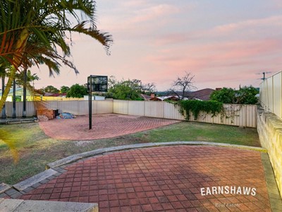 Property for sale in Swan View