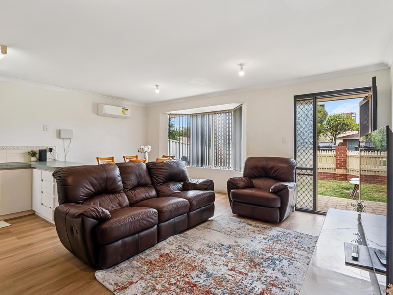 Property for sale in Midland : Passmore Real Estate